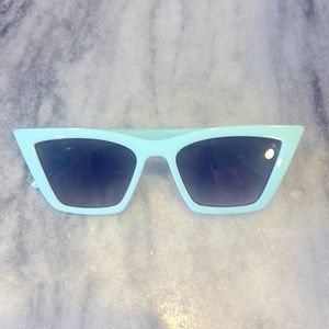 Cat eye sunglasses